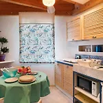 La Casa Incantata Сан-Бартоломео-аль-Маре