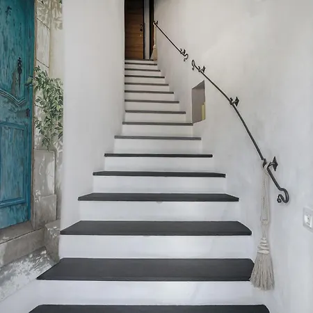 La Casa Incantata
