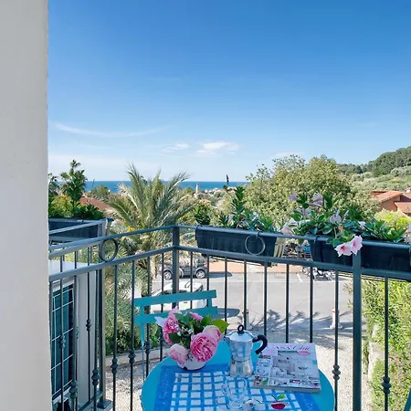 公寓 La Casa Incantata 圣巴特罗摩艾美尔